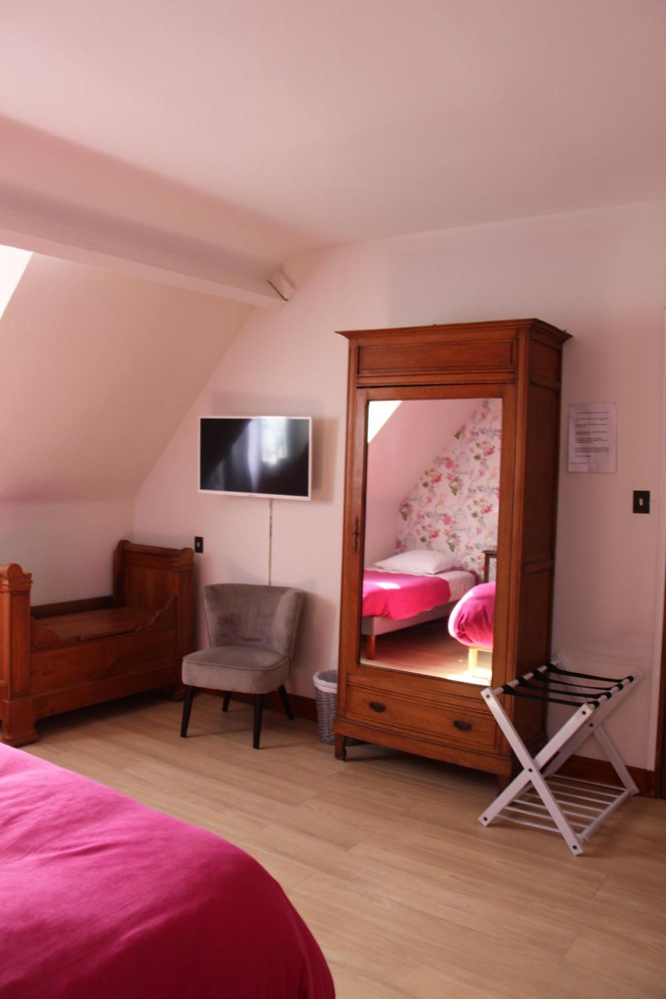La Noisetiere Hotel Noyers-sur-Cher Luaran gambar