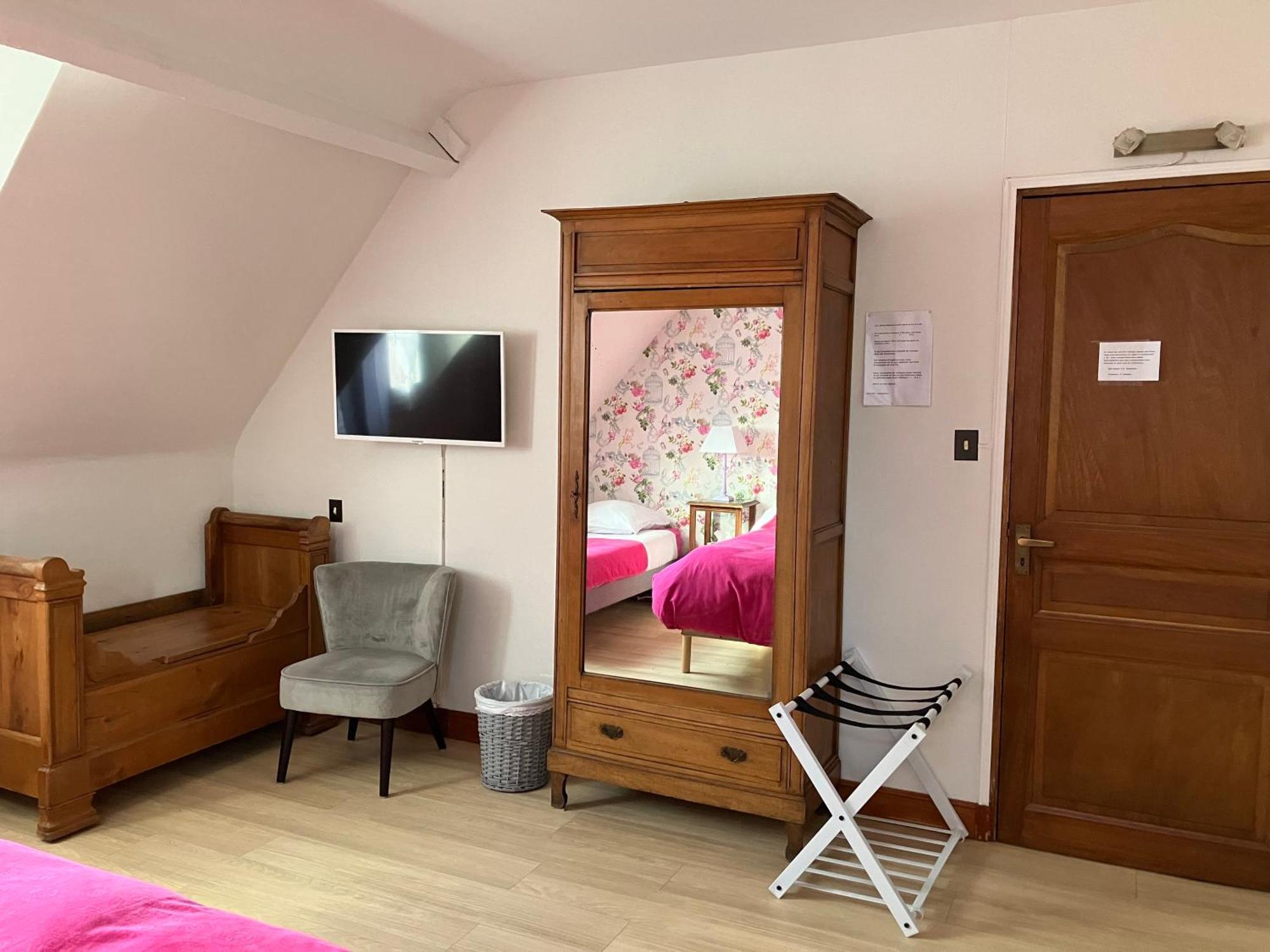 La Noisetiere Hotel Noyers-sur-Cher Luaran gambar